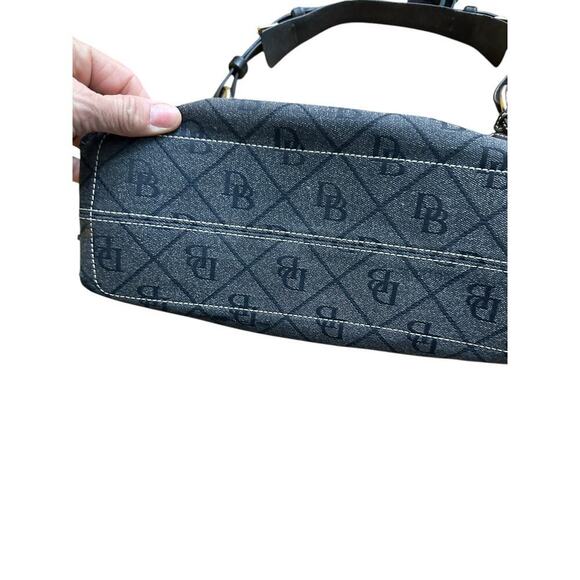 Dooney Bourke Women's Canvas Monogram Shoulder Bag Size - Picture 8 of 11